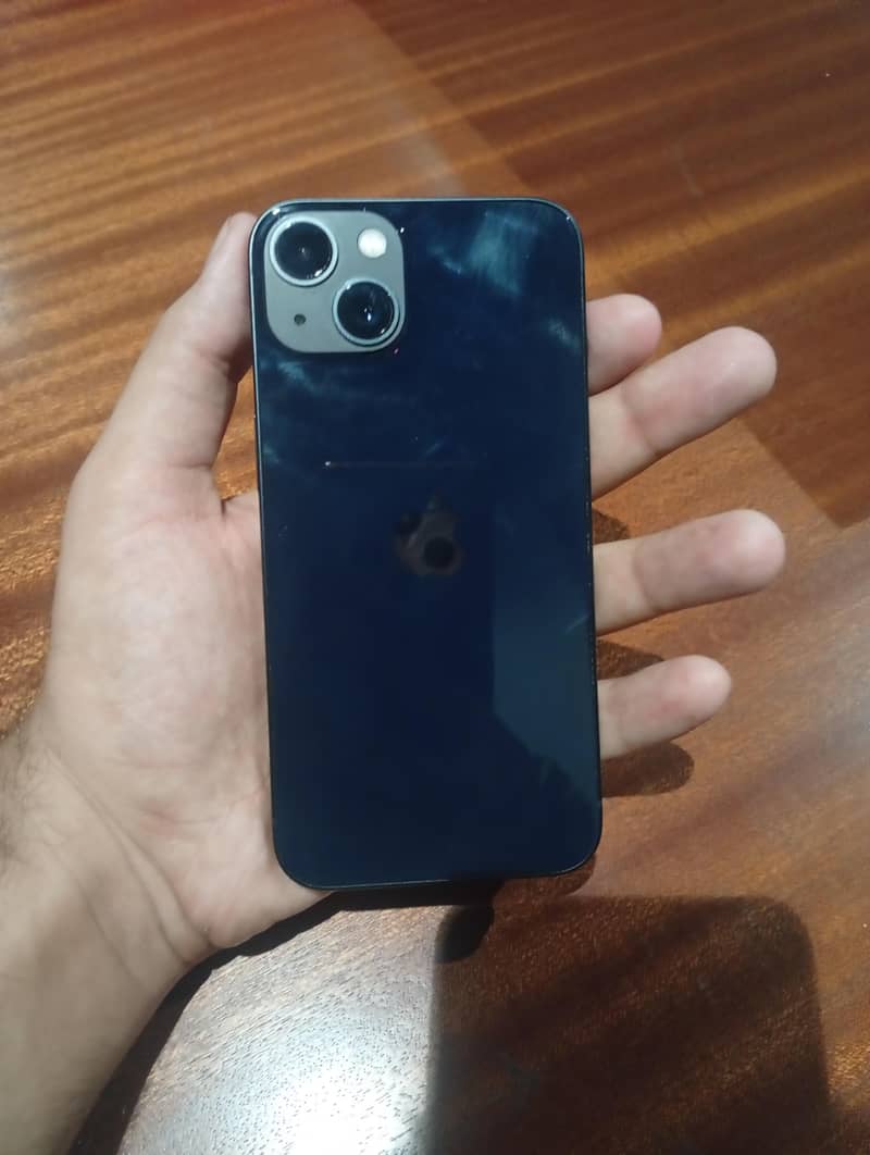Apple iPhone 13 0