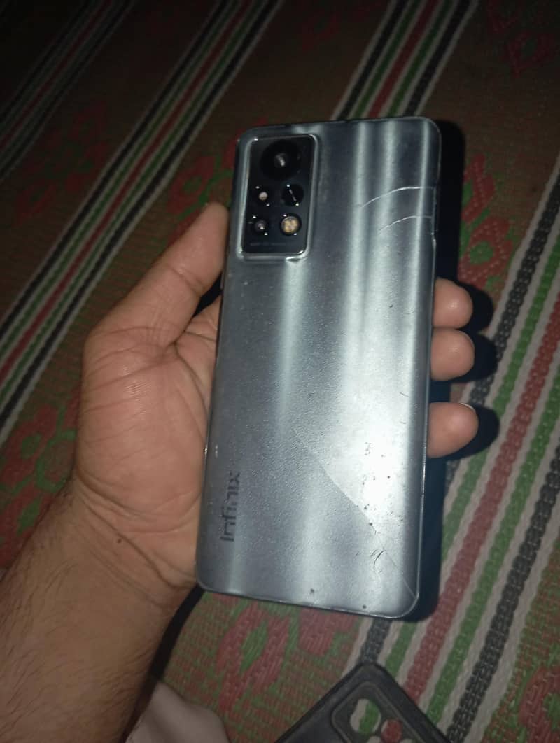 Infinix Note 11 8