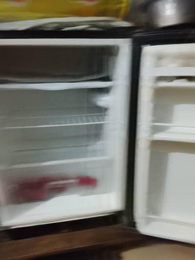 Mini frige