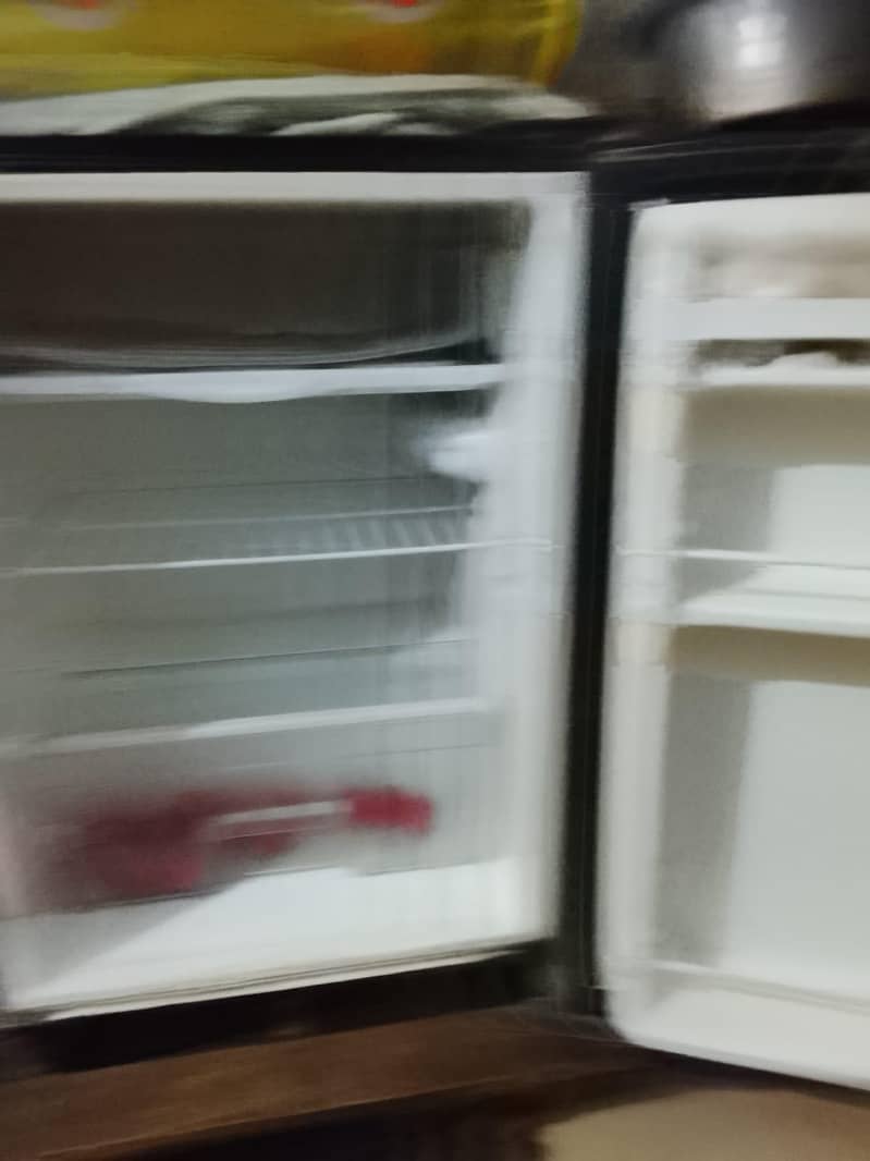 Mini frige 0
