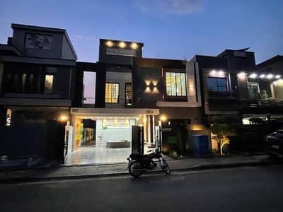 10 MARLA BRAND NEW HOUSE AVAILABLE FOR SALE IN SOUTHERN BLOCK BAHRIA ORCHARD LAHORE
