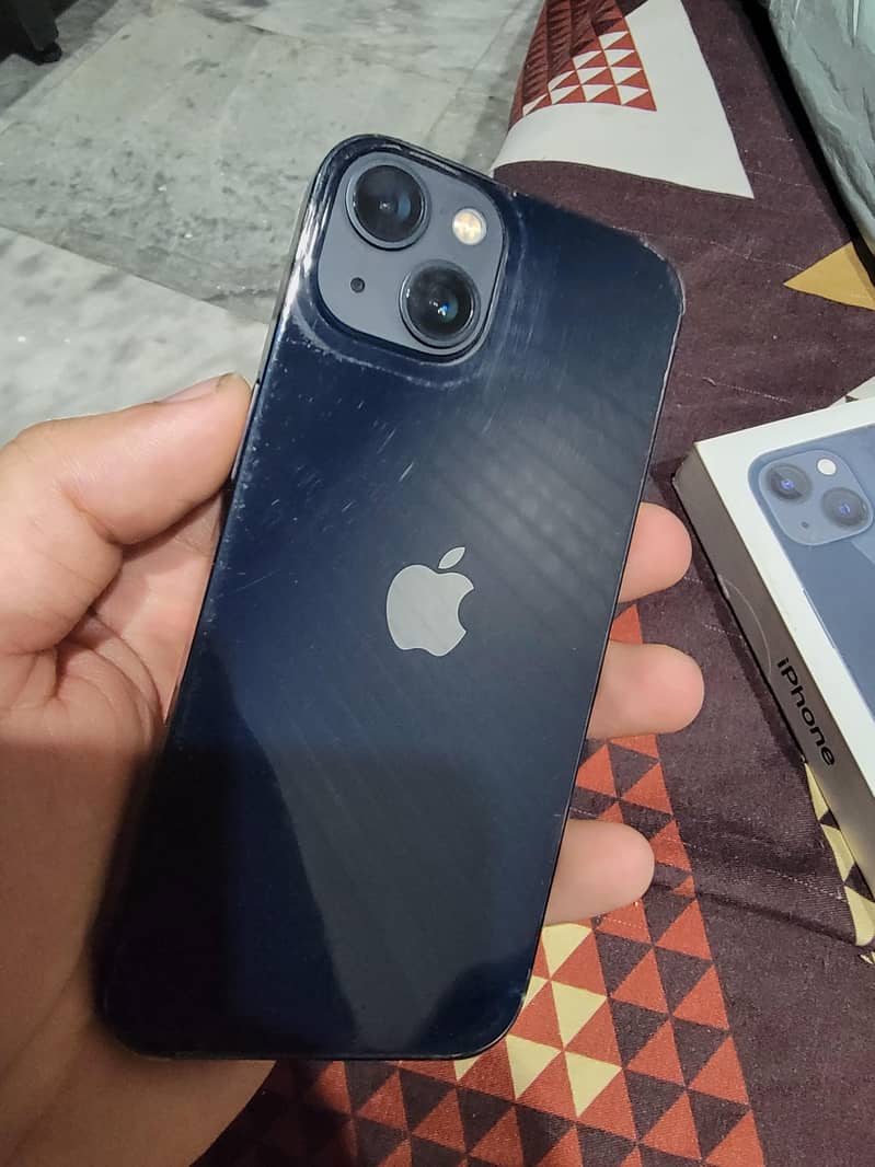 Apple iPhone 13 1