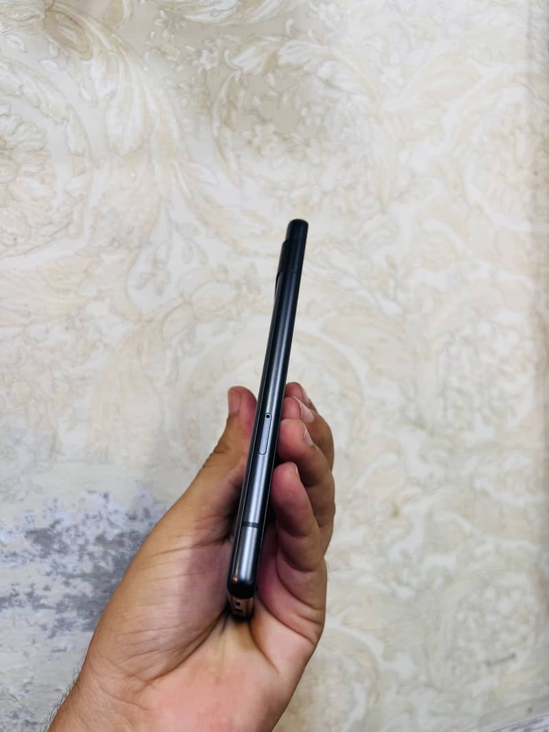 Google Pixel 7a 2