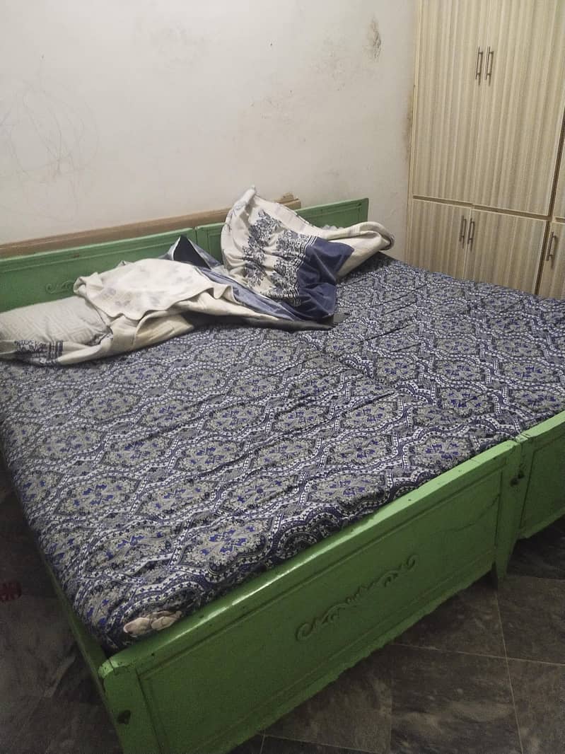 2 beds with matrix 1