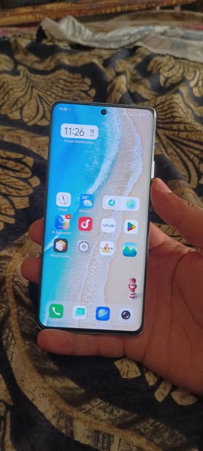 x70 pro 5G 12+12+256 PTA official 60xzom camera  VIP urgent sel