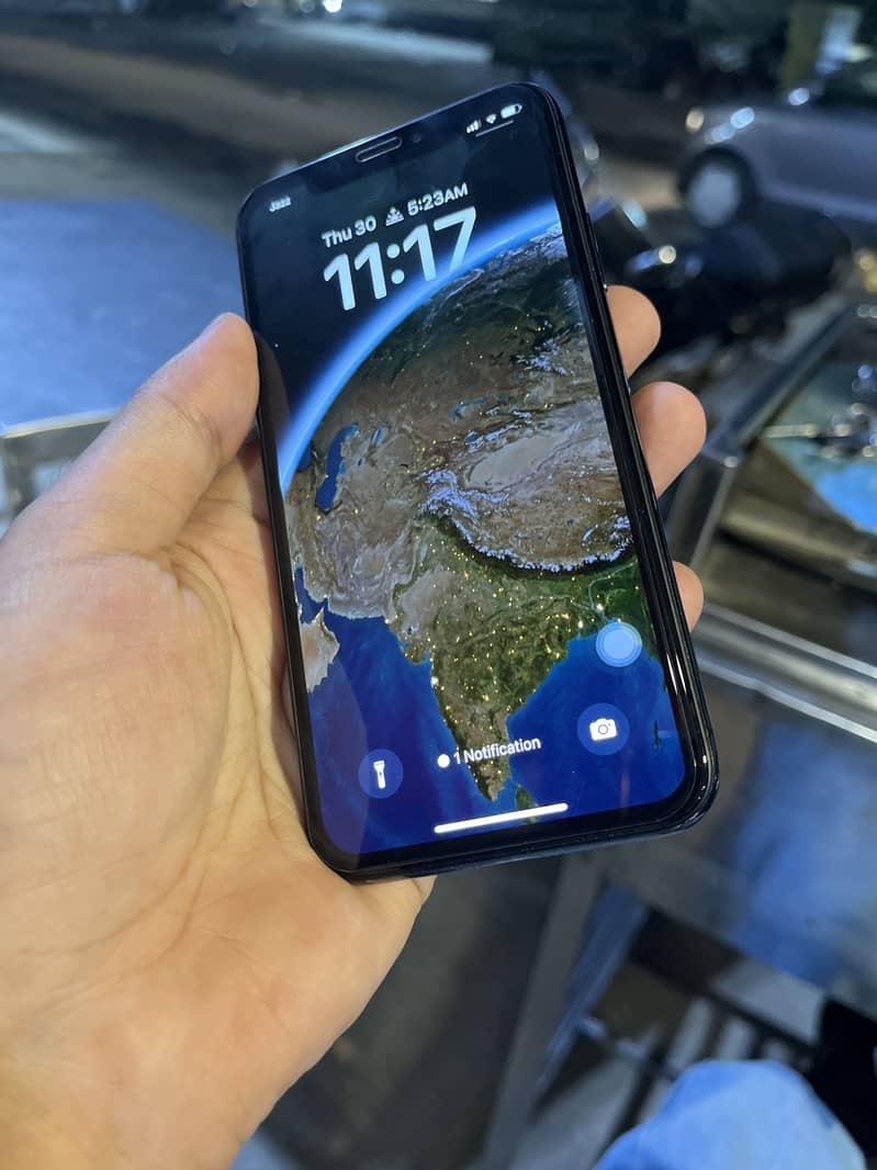 Apple iPhone X 0