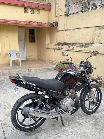 Ybr 125G
