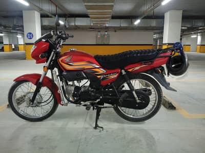 Honda prider 2022 Red