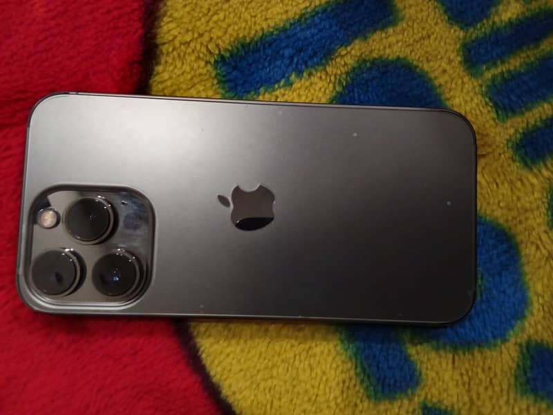 Apple iPhone 13 Pro 1