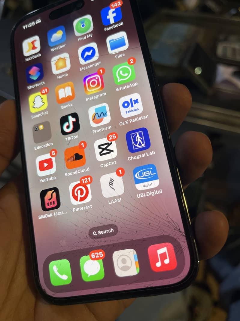 Apple iPhone 14 Pro 1