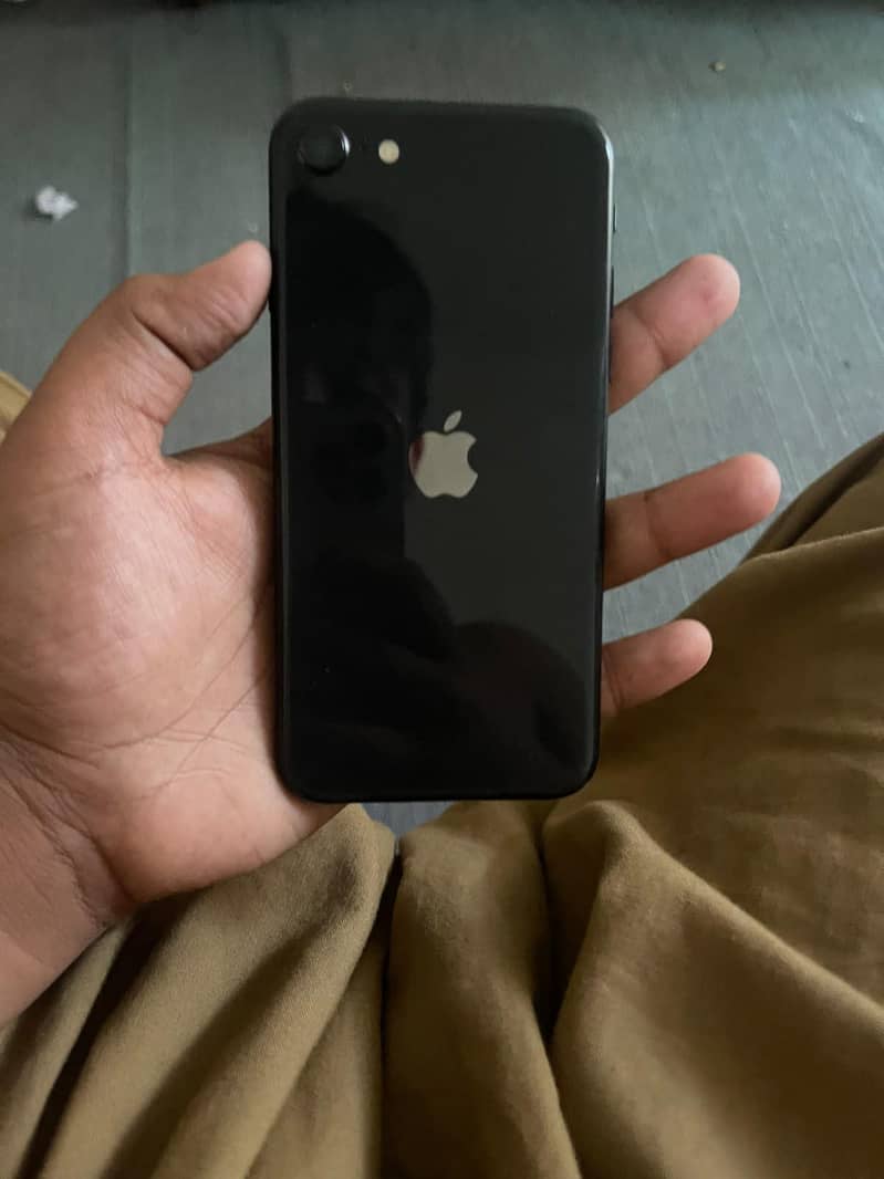 Apple iPhone SE 0