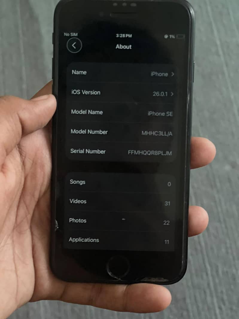 Apple iPhone SE 6