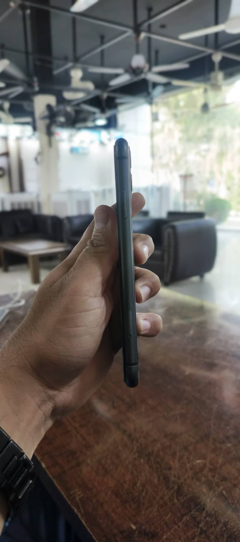Apple iPhone 11 1