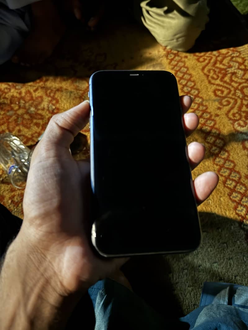 Apple iPhone 11 2