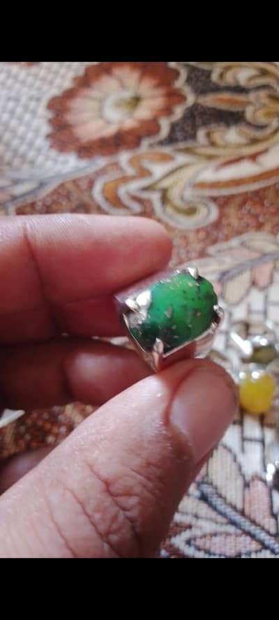 Hussaini Rich Green Feroza