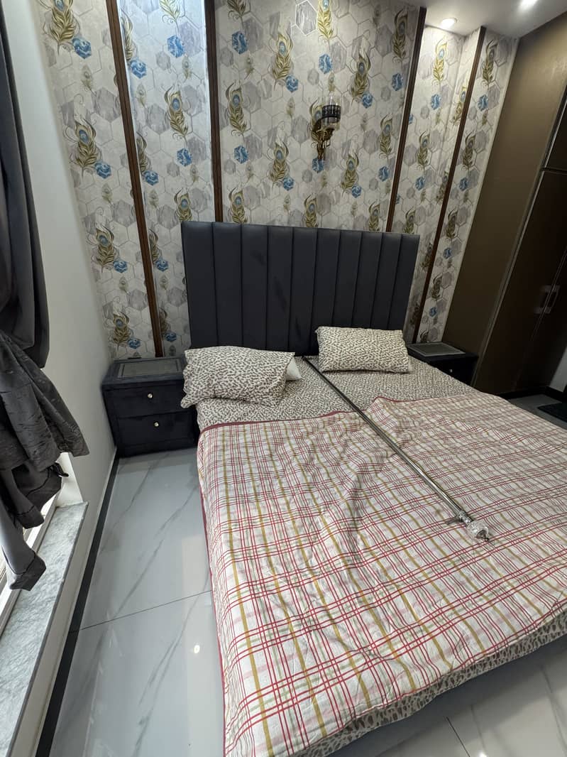 Queen bed 3