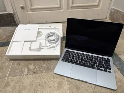 Macbook Air M4 13 inch 16/256 sky Blue