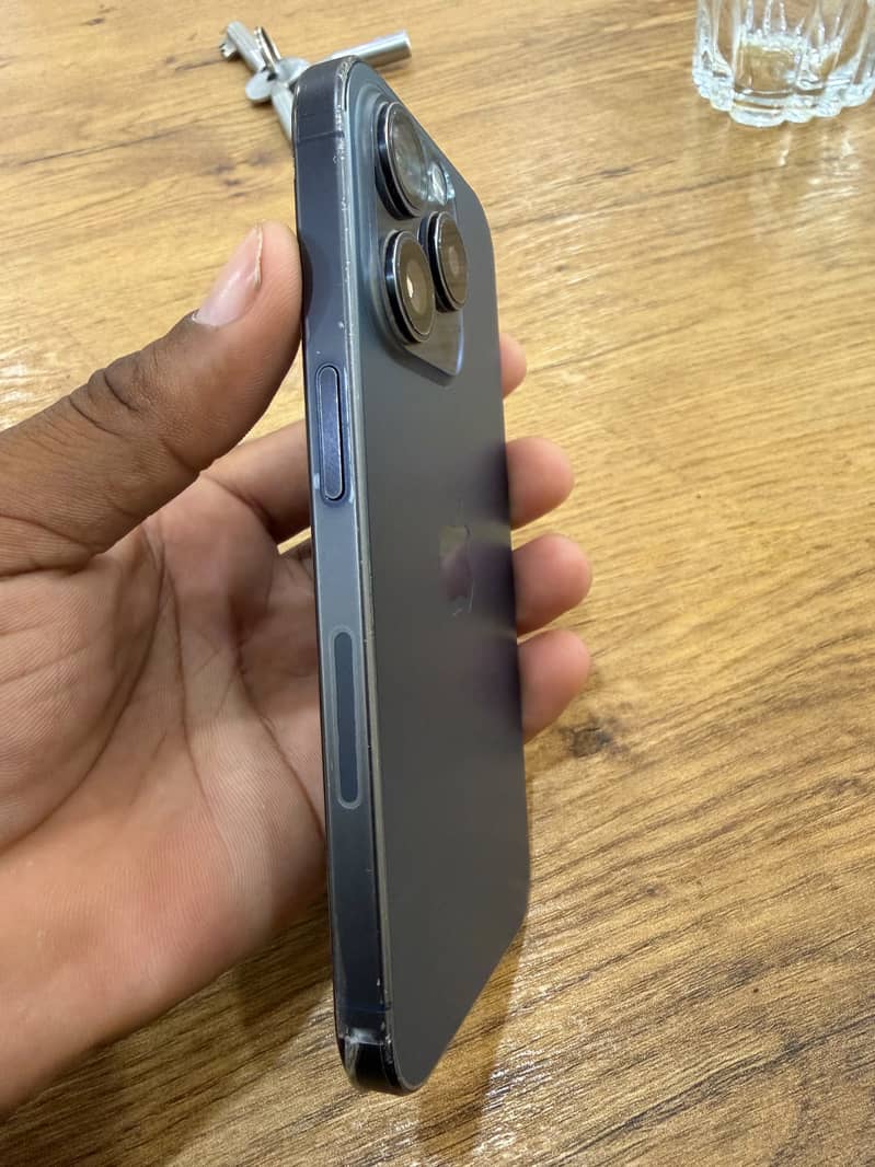 Apple iPhone 15 Pro 5