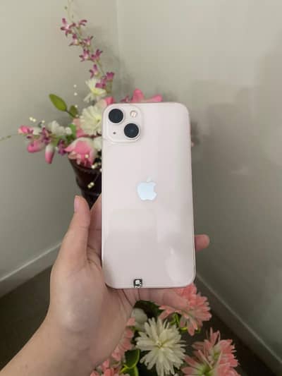Apple iPhone 13