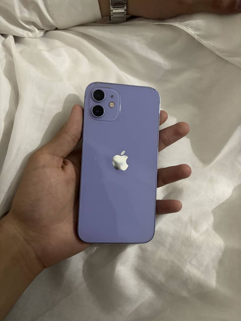 Apple iPhone 12 0