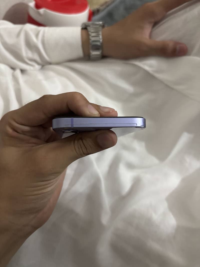 Apple iPhone 12 5