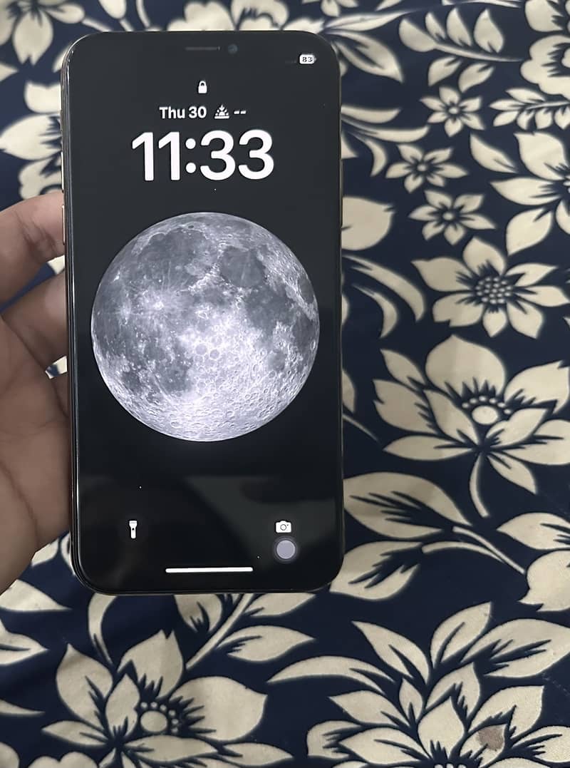 Apple iPhone XS 1