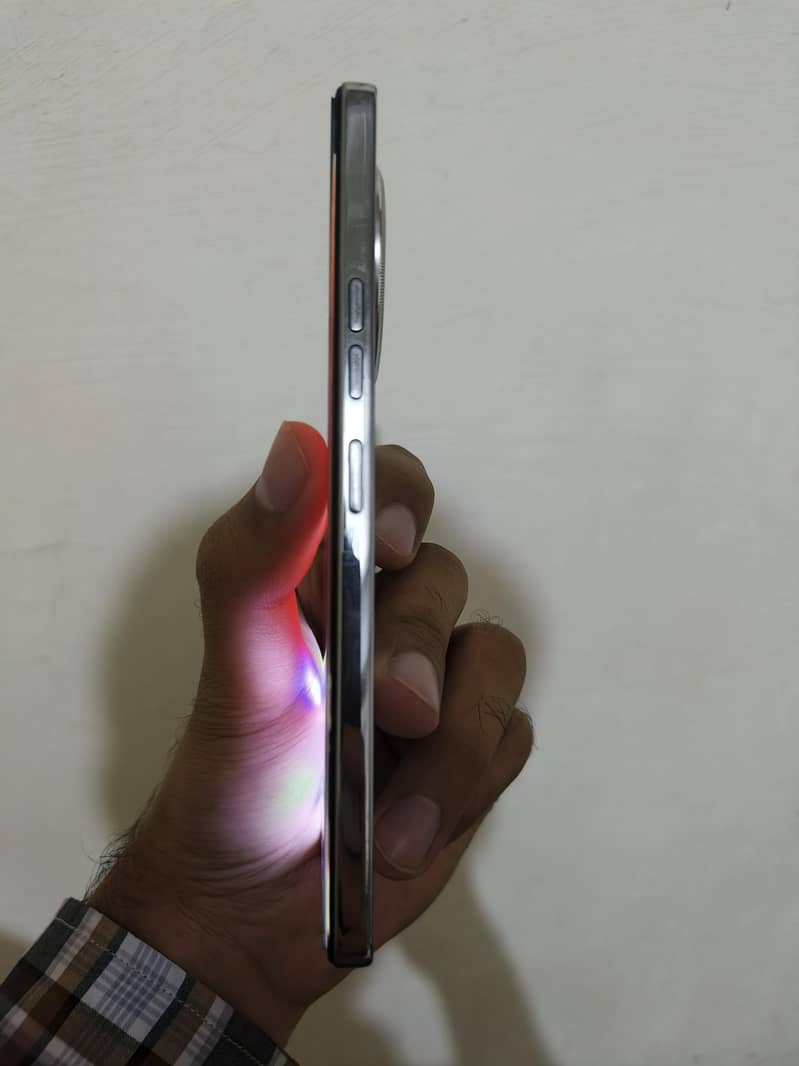Tecno CAMON 30 2