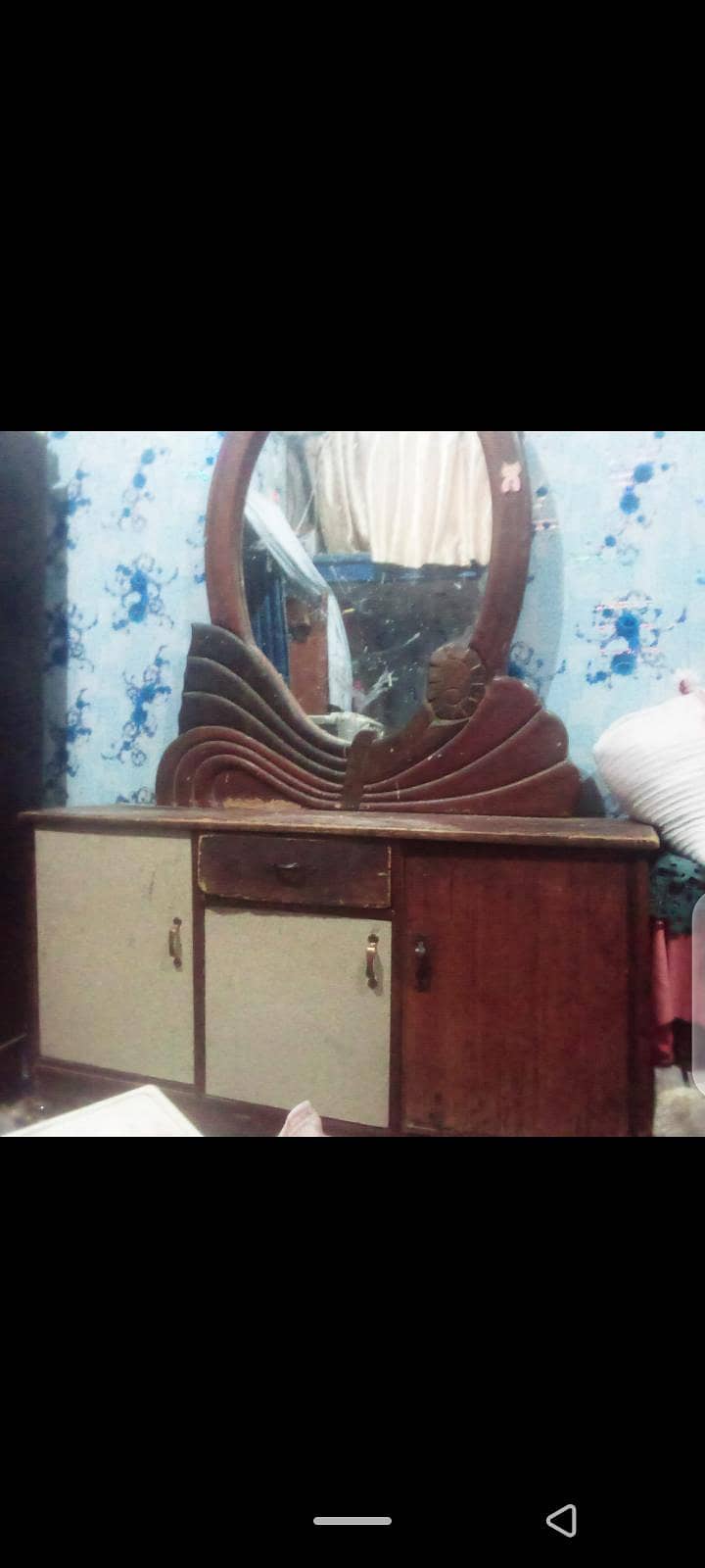 Good dressing table 0