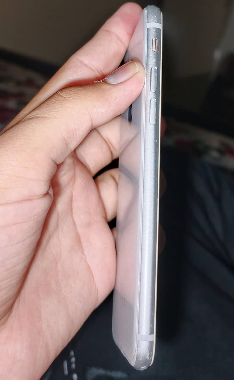 Apple iPhone 8 2
