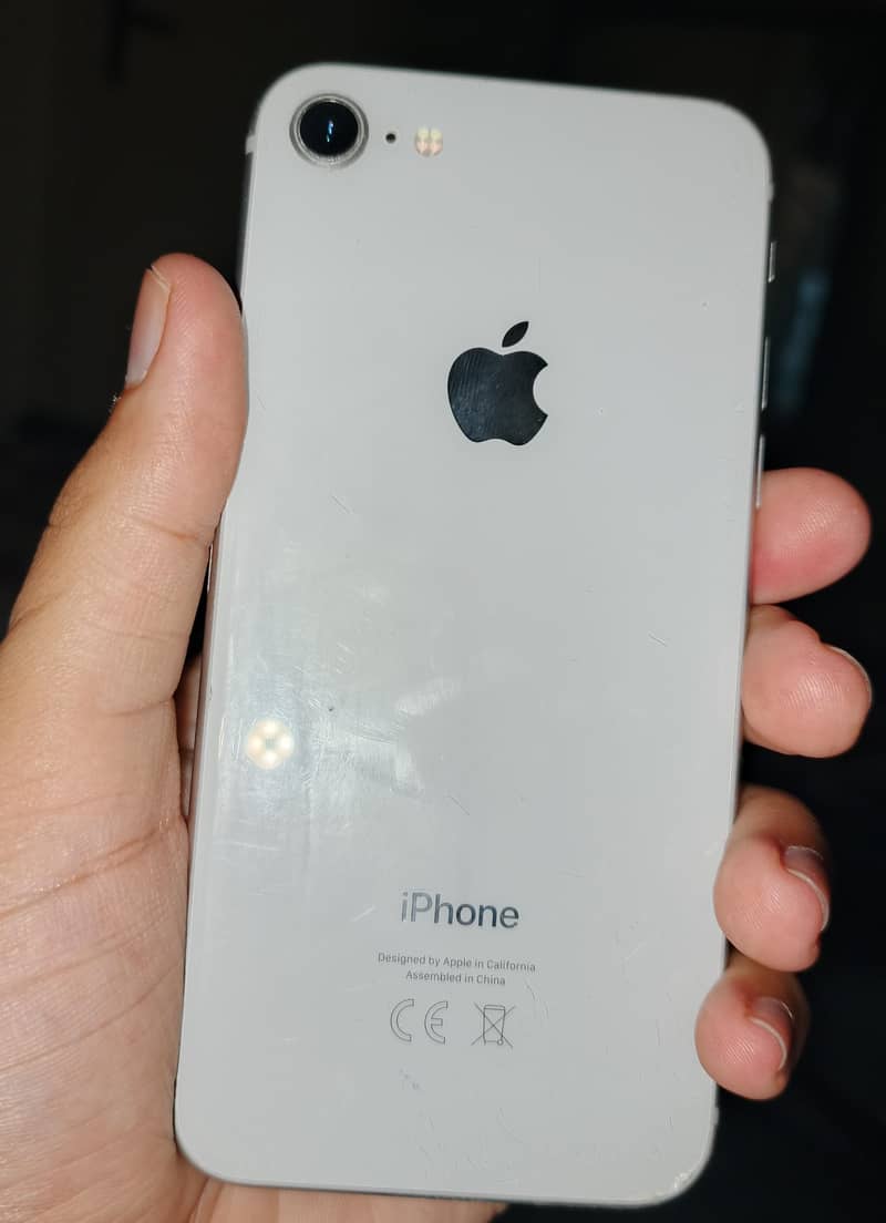 Apple iPhone 8 4