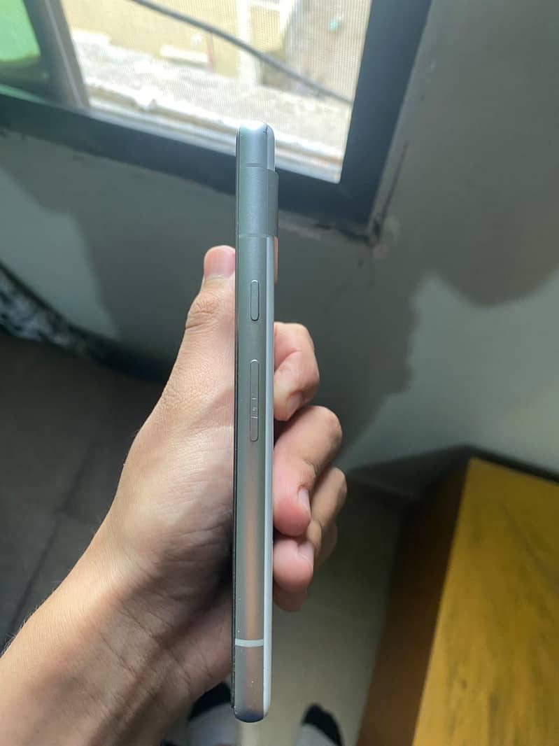 Google Pixel 7a 4