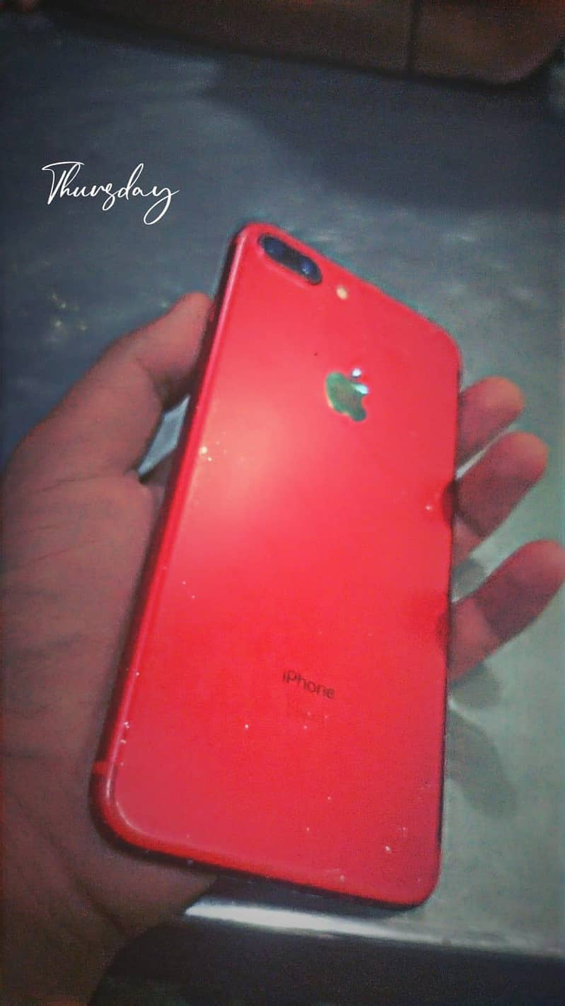 Apple iPhone 7 Plus 0