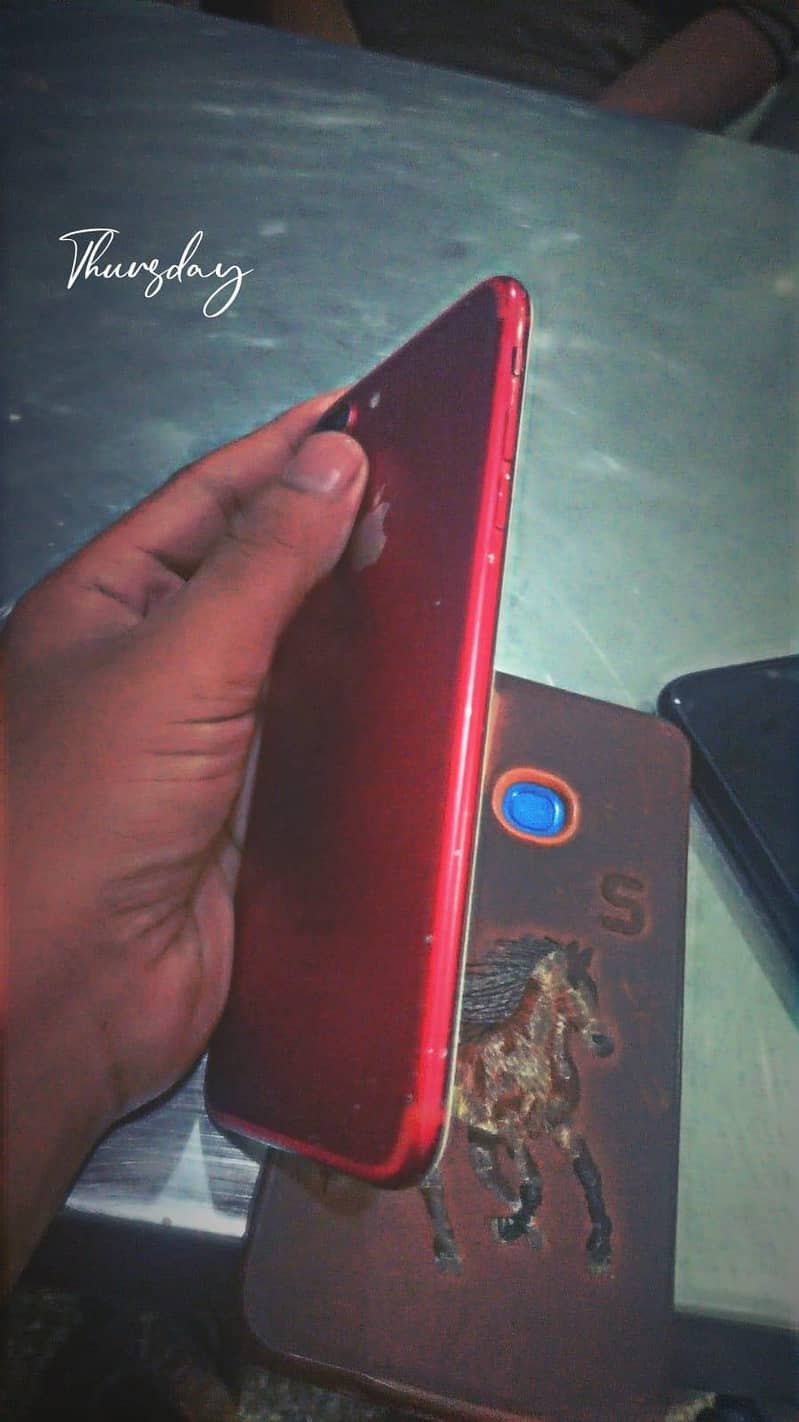 Apple iPhone 7 Plus 3