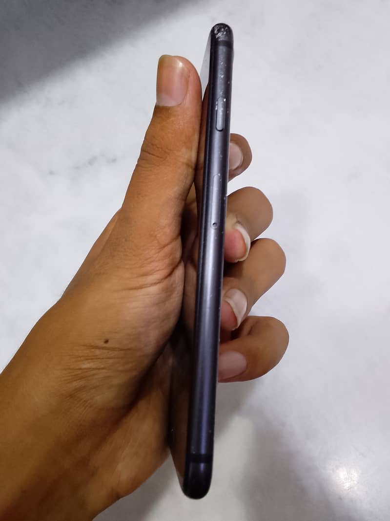 iPhone 8 Sim Working 4