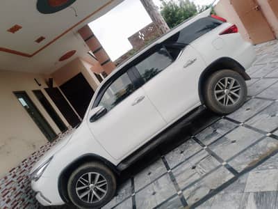 Toyota Fortuner 2017