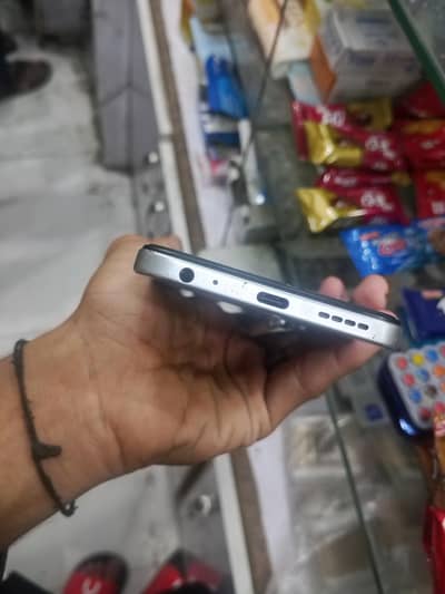 Infinix Hot 60i
