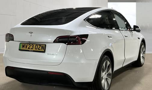 Tesla Y 2023