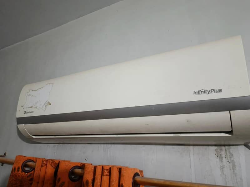 DAWLANCE INFINITY PLUS SPLIT AC 0