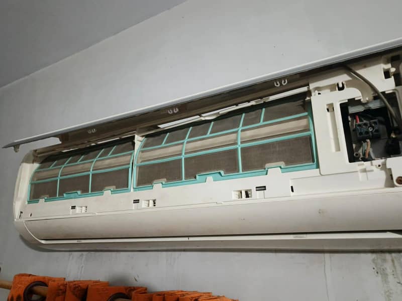 DAWLANCE INFINITY PLUS SPLIT AC 2