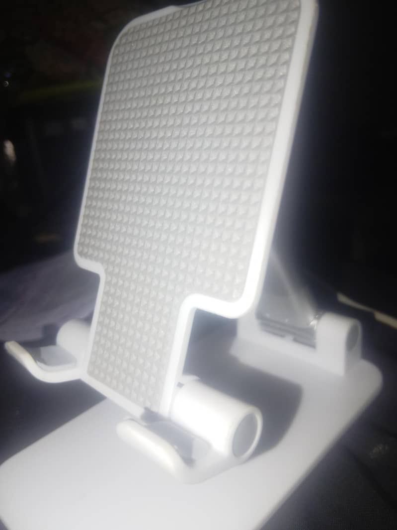 Mobile Stand 0