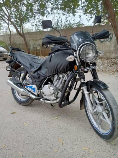 Suzuki GS 150 SE 2022