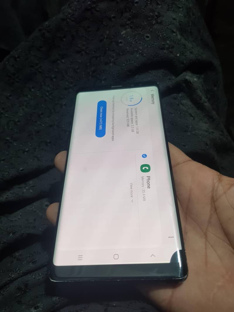 Samsung Mobile Note 8 1