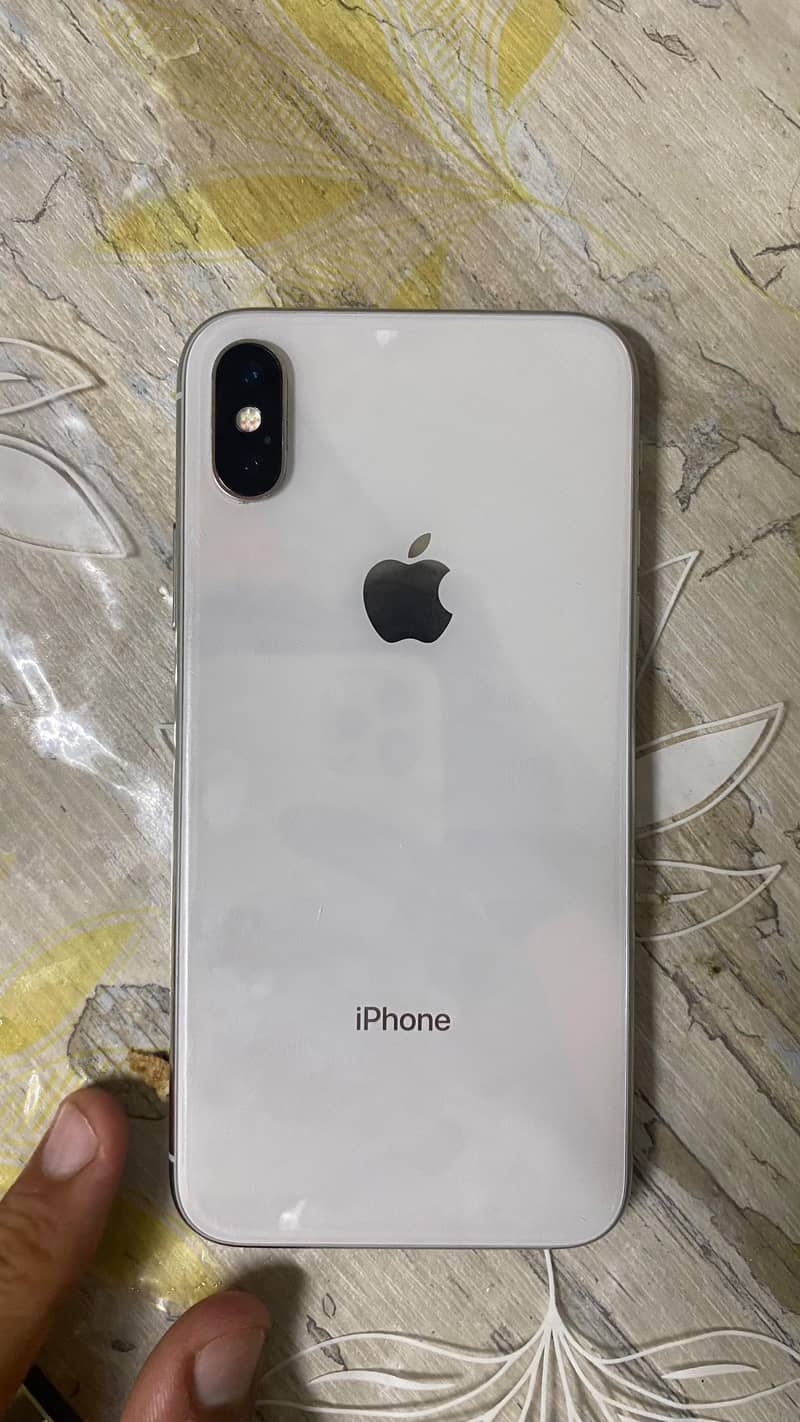 Apple iPhone X 3