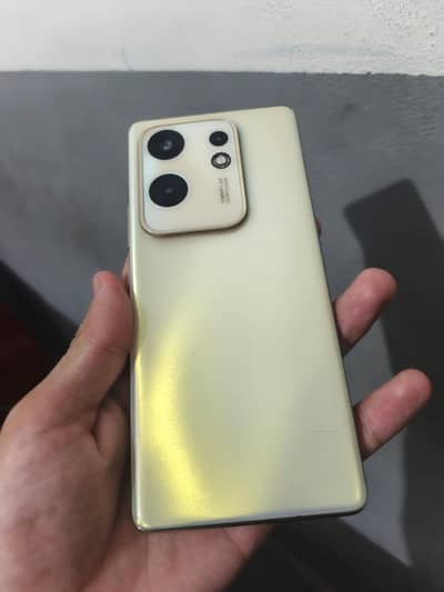 Infinix Zero 30