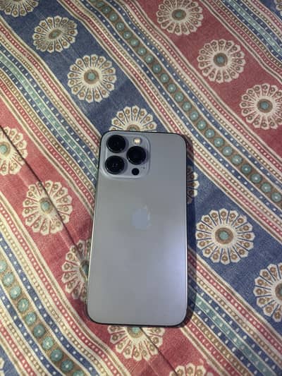 Apple iPhone 13 Pro