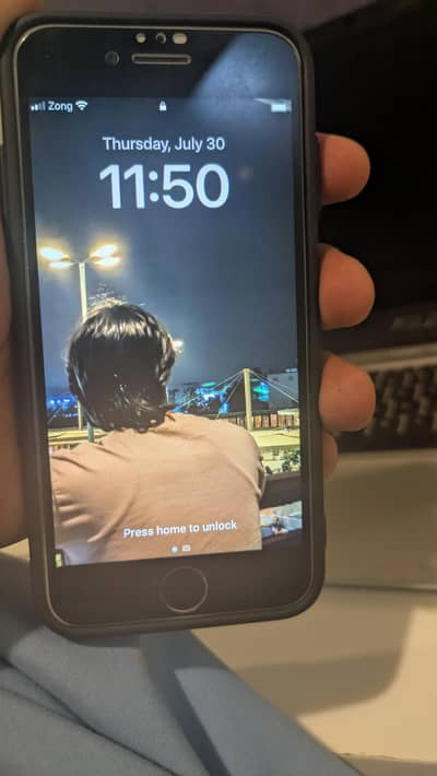 Apple iPhone 8