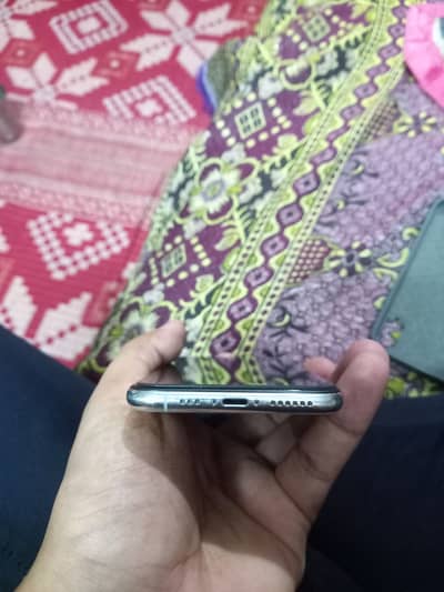 Apple iPhone XS