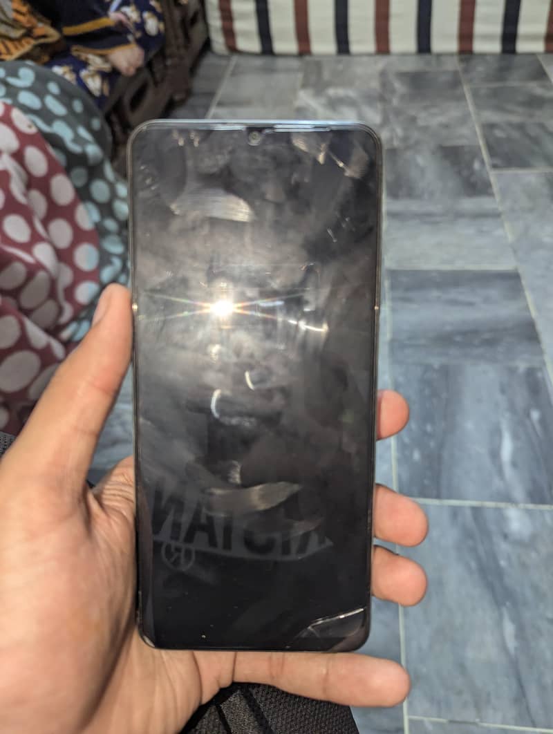 Realme Note 60 1