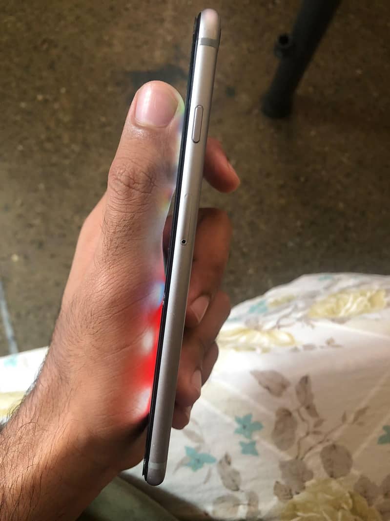 Apple iPhone 6 Plus 10