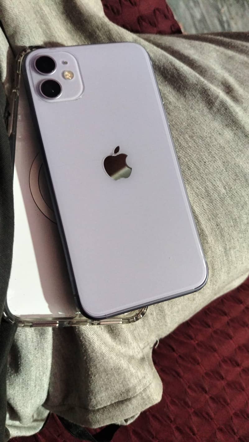 Apple iPhone 11 0